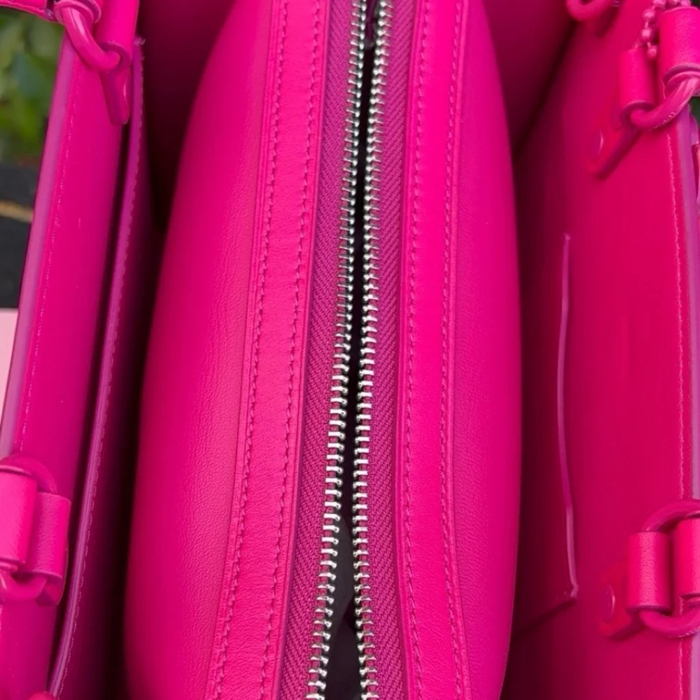 Coach Rogue 25 Dragonfruit with Tea Rose in Silver Rare NWOT Never Used - Picture 14 of 16